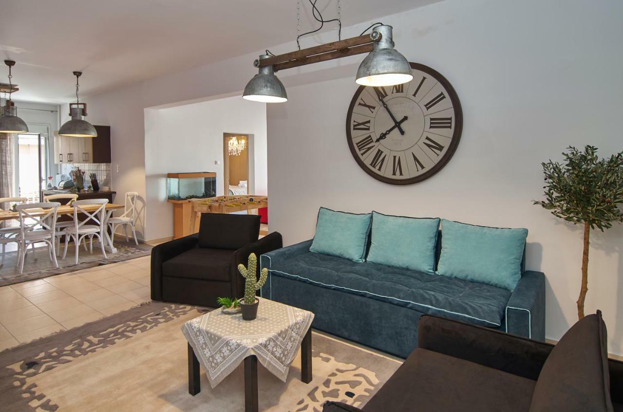 Just Athens Apt 130Sqm One Step From Metro Buitenkant foto