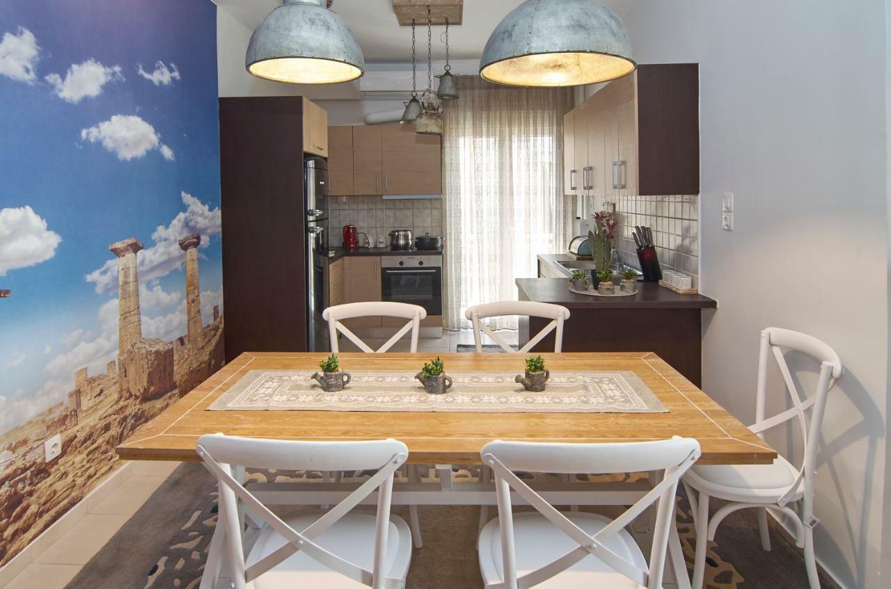Just Athens Apt 130Sqm One Step From Metro Buitenkant foto